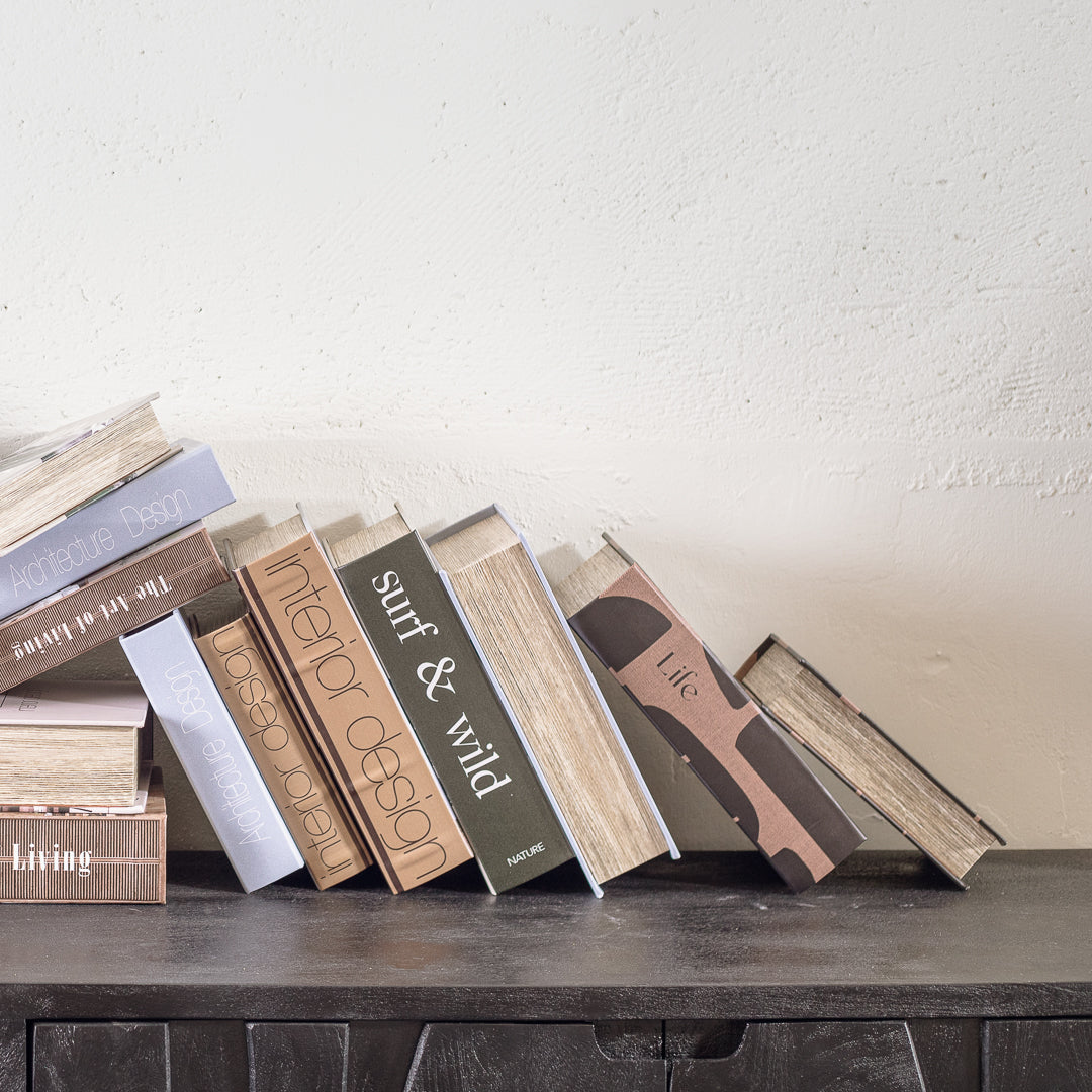 MOON סט ספרי קופסה