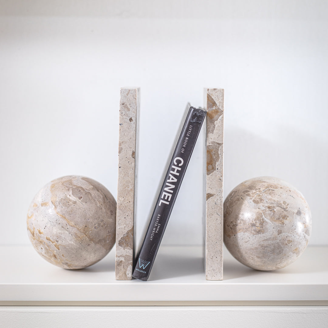 מעמד ספרים צ'וקלאט מארבל