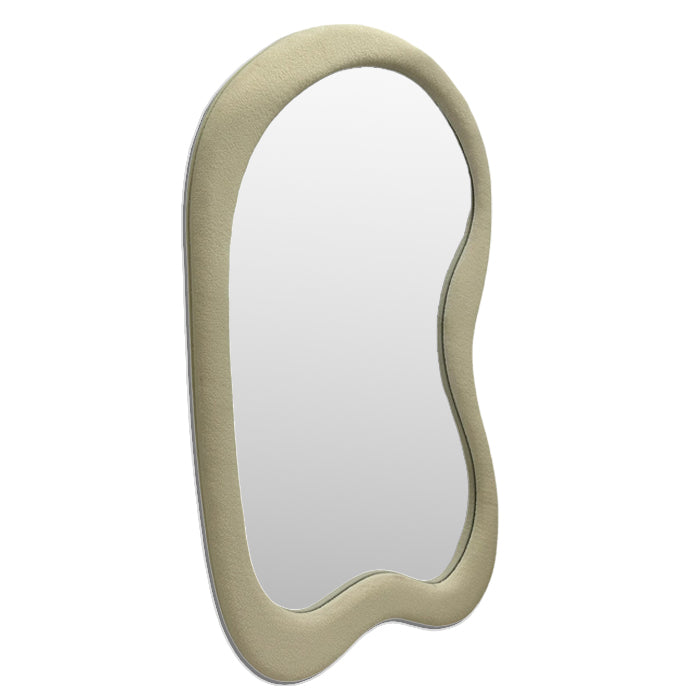 מראה טיימלס פאבריק בוקלה